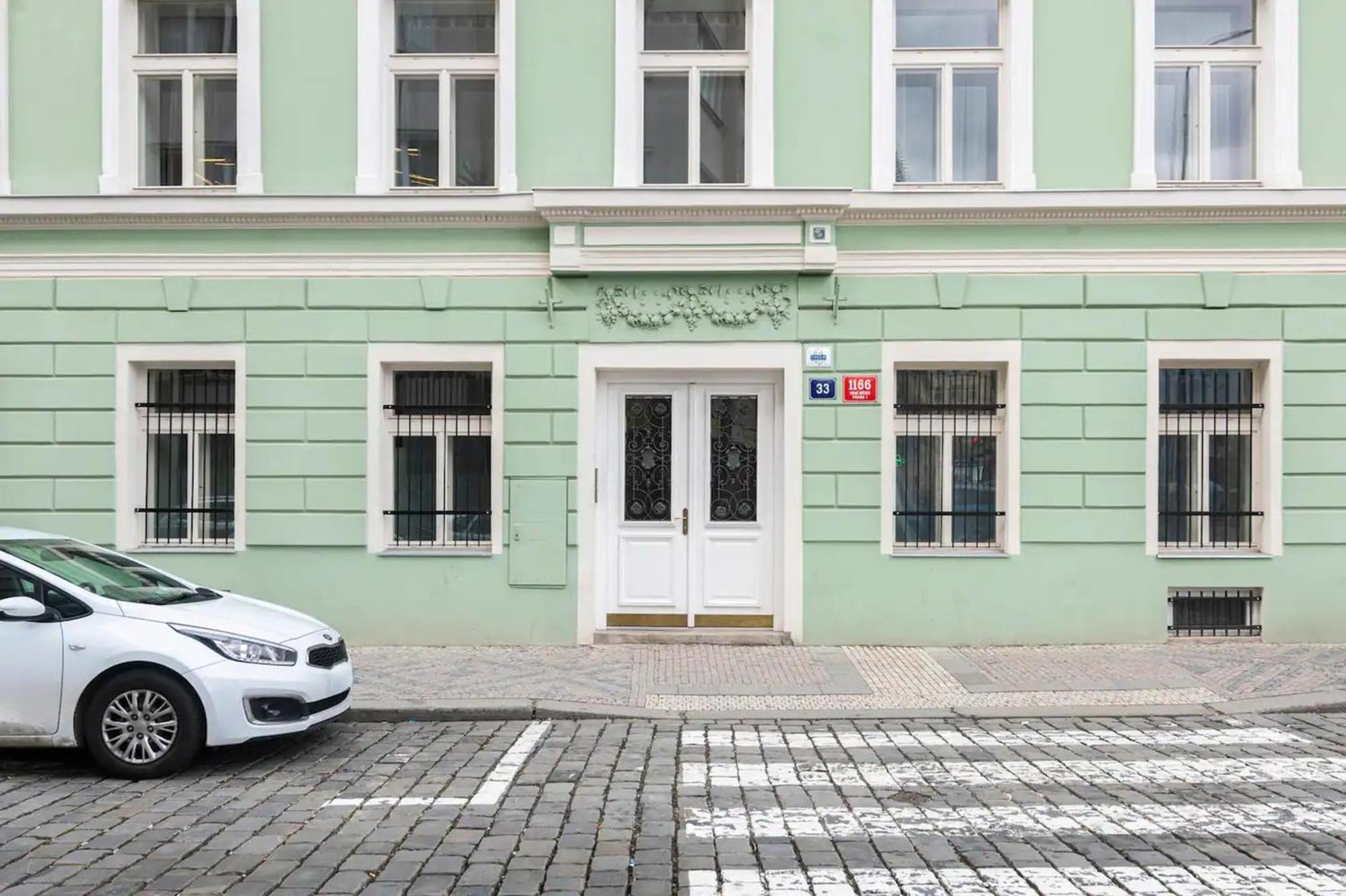 Emerald Apartments Boutique Residence Prague Exterior photo